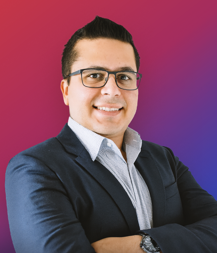 Pedro Cuberos headshot