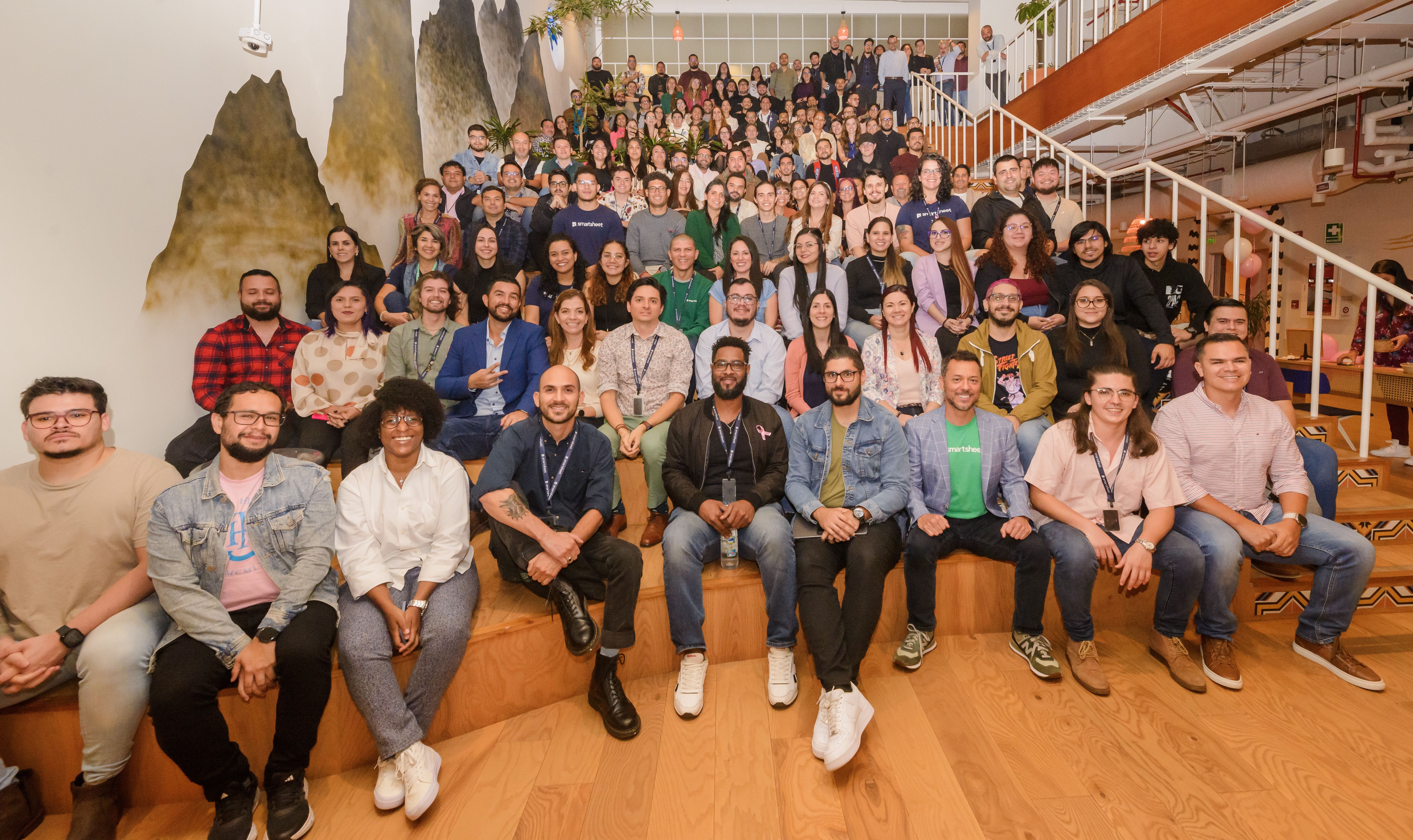 Large group photo of Smartsheet Costa Rica staff